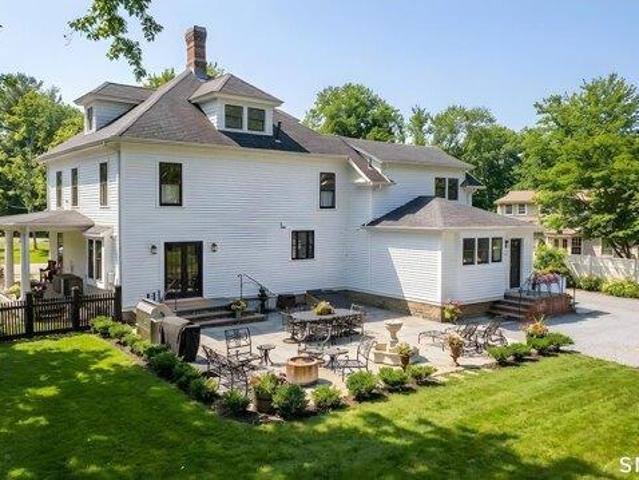 House for sale in Centerbrook, Connecticut