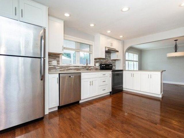 House for sale in Glendale, Everett