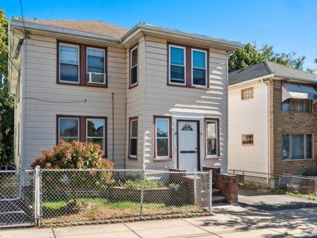 House for sale in Everett, Middlesex County