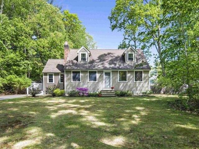 House for sale in New Hampshire