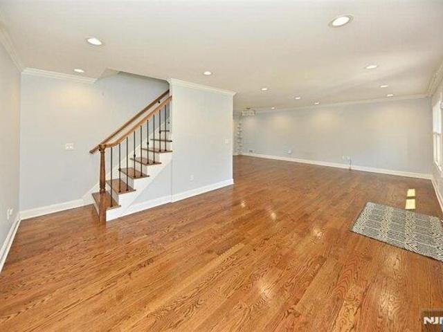 House for sale in Fair Lawn, Bergen County