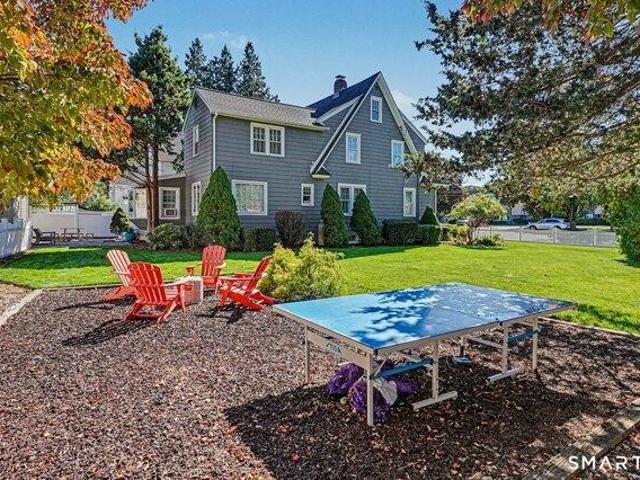 House for sale in Stratfield, Fairfield