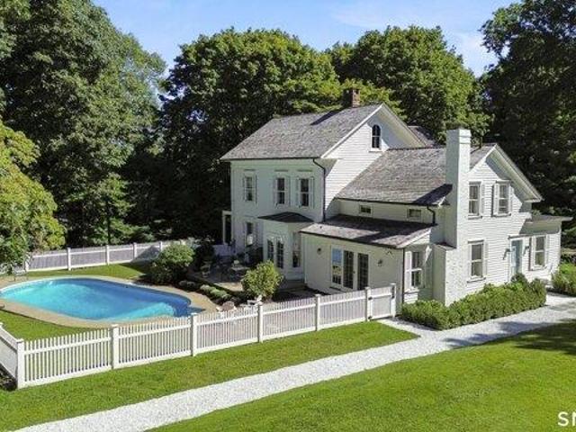 House for sale in Mill Plain, Fairfield