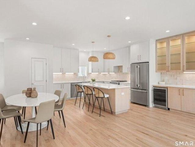 House for sale in Tunxis Hill, Fairfield