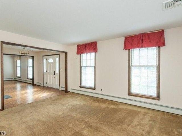 House for sale in Fairfield, New Jersey