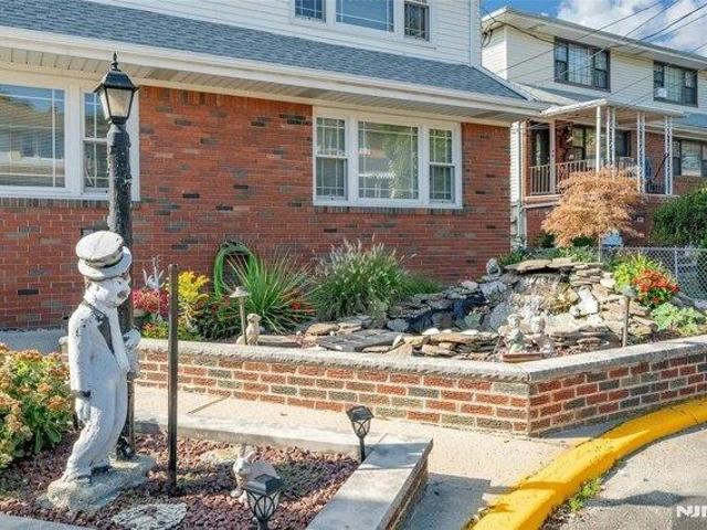 House for sale in Fairview, New Jersey