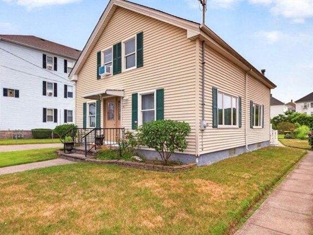 House for sale in Bristol, Massachusetts