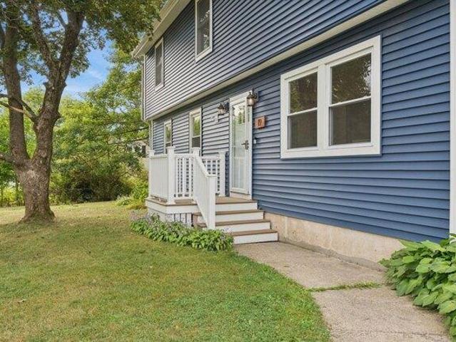 House for sale in Falmouth, Maine