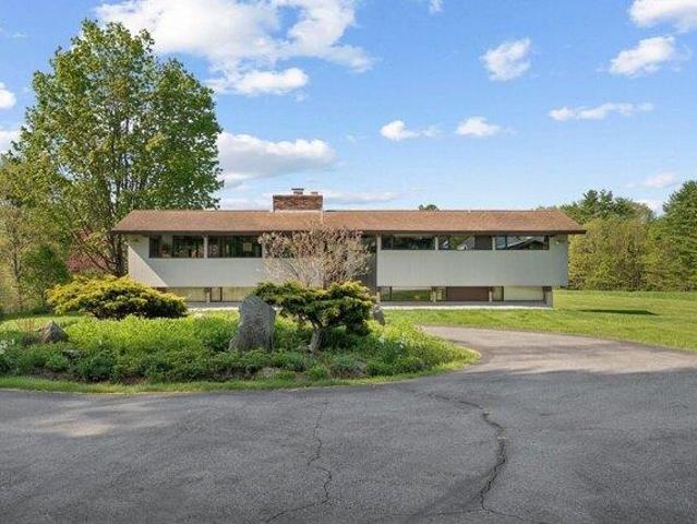 House for sale in Falmouth, Cumberland County