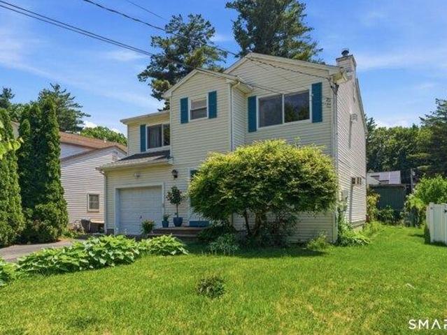 House for sale in Farmington, Connecticut