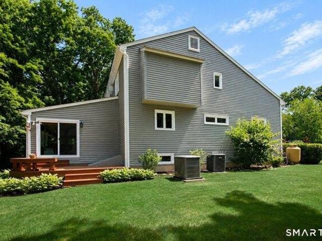House for sale in Farmington, Connecticut
