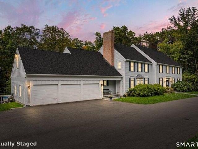 House for sale in Farmington, Connecticut