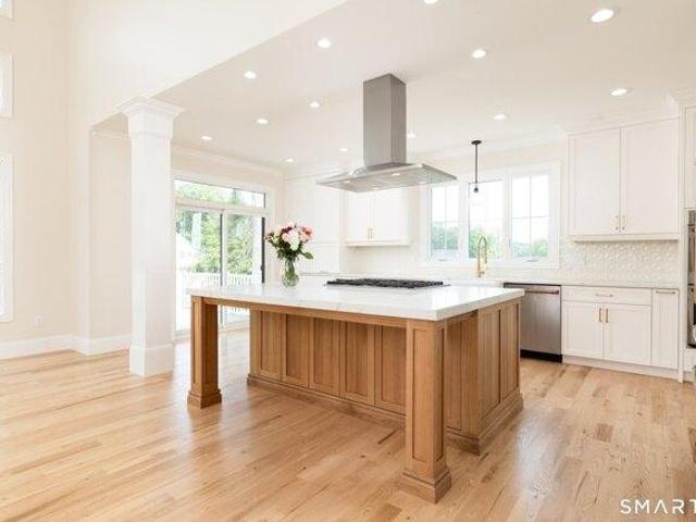 House for sale in Farmington, Connecticut