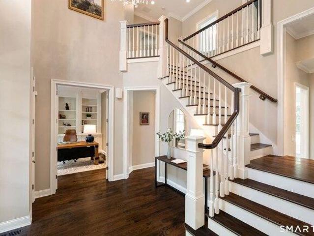 House for sale in Farmington, Capitol Planning Region