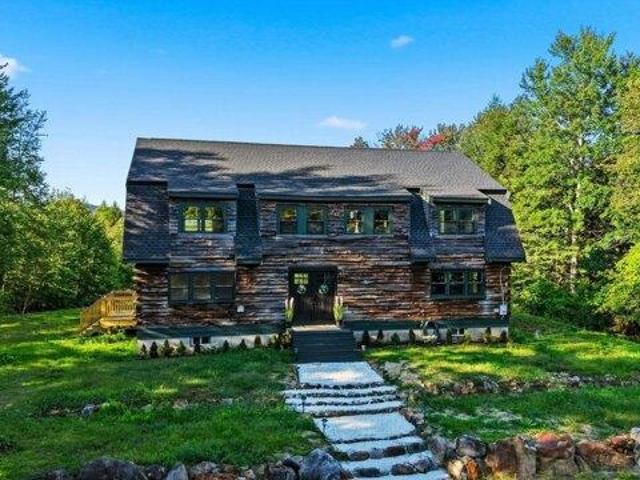 House for sale in Fitzwilliam, Cheshire County