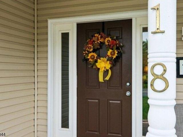 House for sale in Chatham, New Jersey