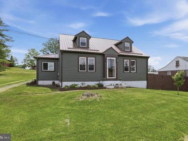 House for sale in Fort Ashby, West Virginia