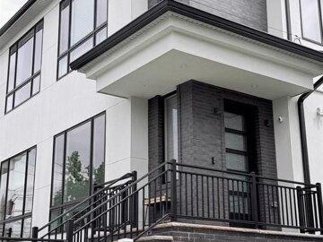 House for sale in Fort Lee, Bergen County