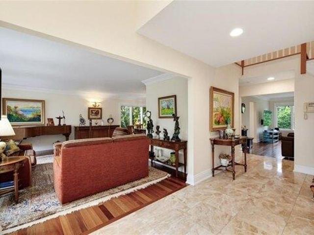 House for sale in Fort Lee, Bergen County