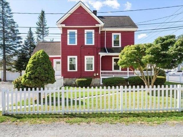 House for sale in Framingham, Middlesex County