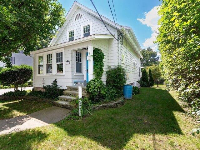 House for sale in Framingham Center, Framingham