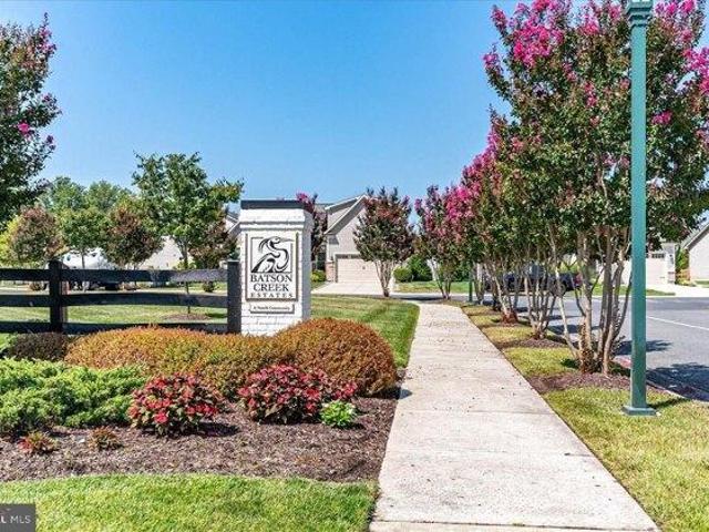 House for sale in Frankford