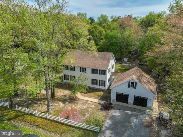 House for sale in Frankford