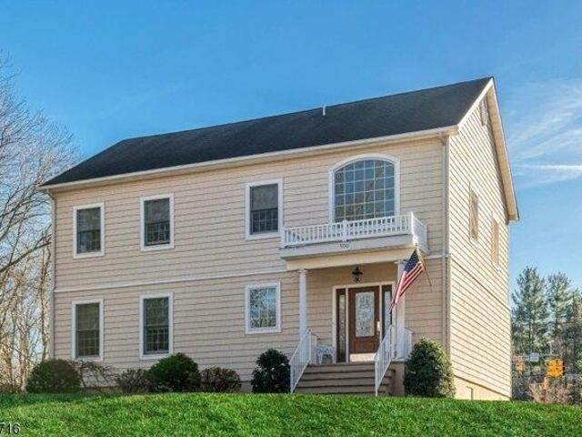 House for sale in Franklin Lakes, New Jersey