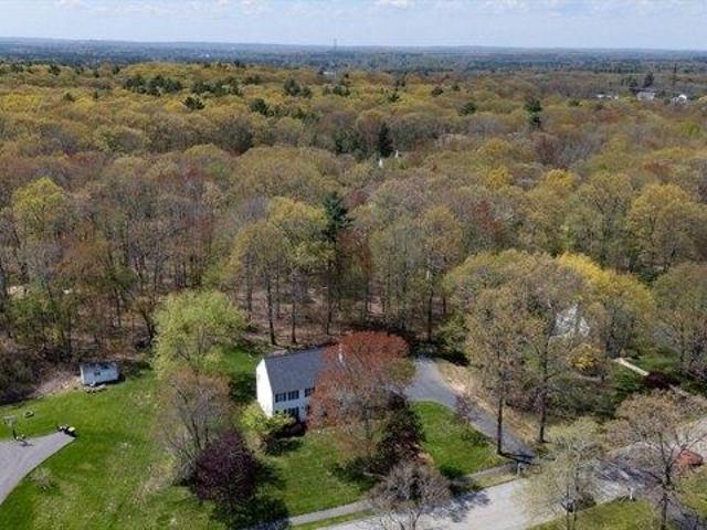 House for sale in Franklin, Massachusetts