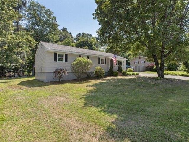 House for sale in Franklin, Massachusetts