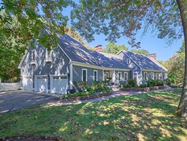 House for sale in Franklin, Norfolk County