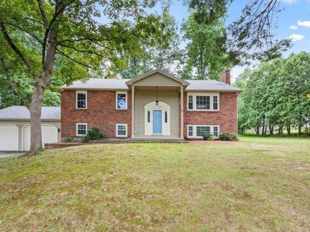 House for sale in Franklin, Norfolk County