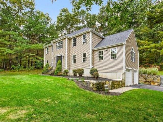 House for sale in Franklin, Norfolk County