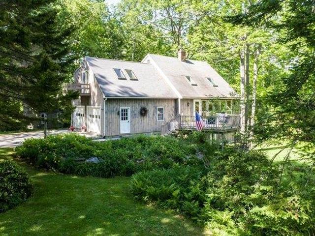 House for sale in Freeport, Maine