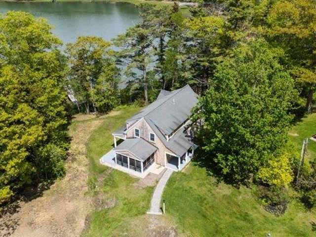 House for sale in Freeport, Maine
