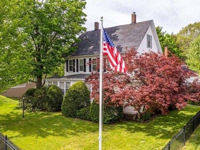 House for sale in New Hampshire