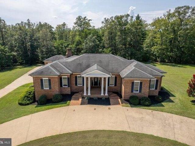 House for sale in Front Royal, Virginia