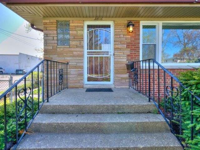 House for sale in Glen Park, Gary