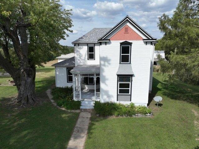 House for sale in Glasgow, Missouri