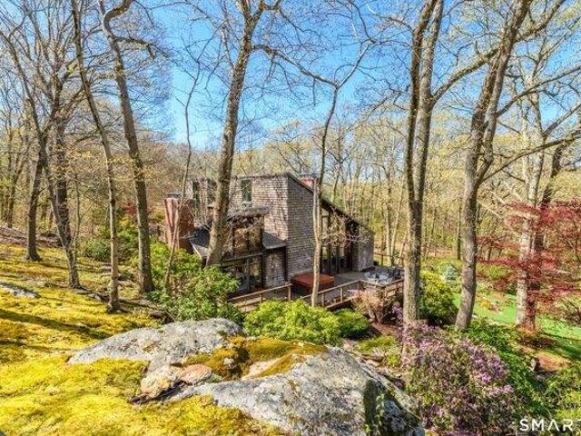 House for sale in Glastonbury, Connecticut