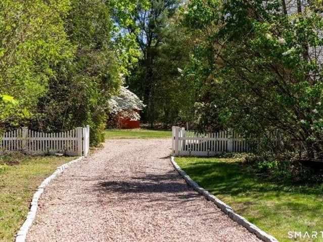 House for sale in Glastonbury, Connecticut
