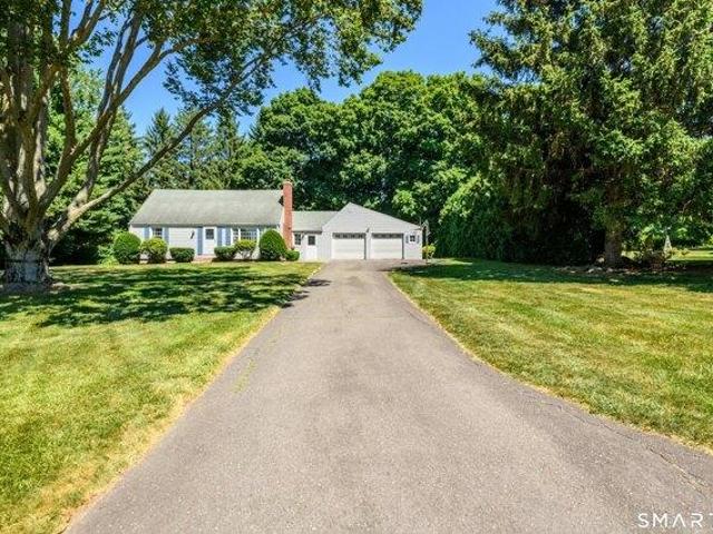 House for sale in Glastonbury, Connecticut
