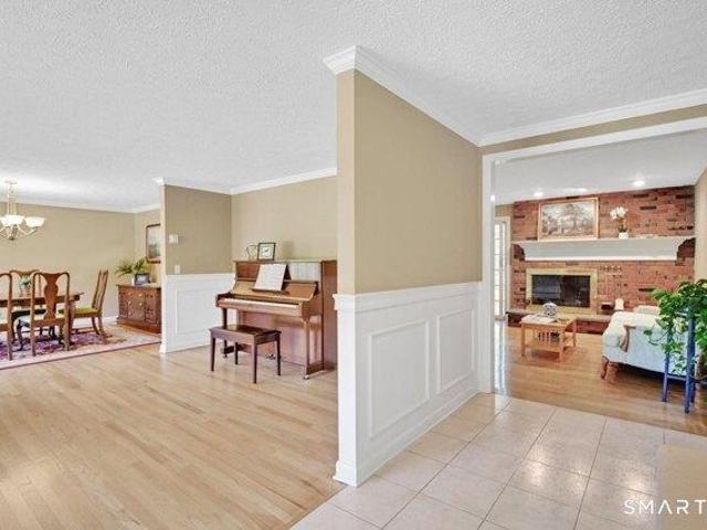 House for sale in Glastonbury, Connecticut