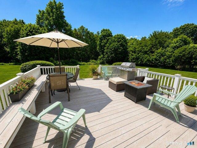House for sale in Glastonbury, Connecticut
