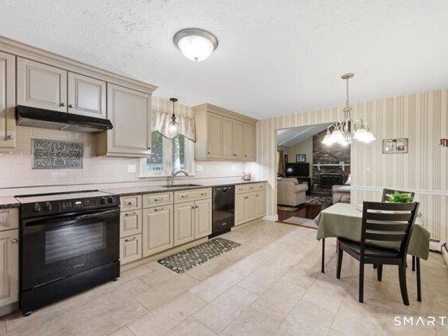 House for sale in Glastonbury, Connecticut