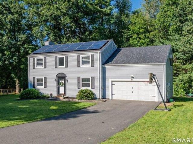House for sale in Glastonbury, Connecticut