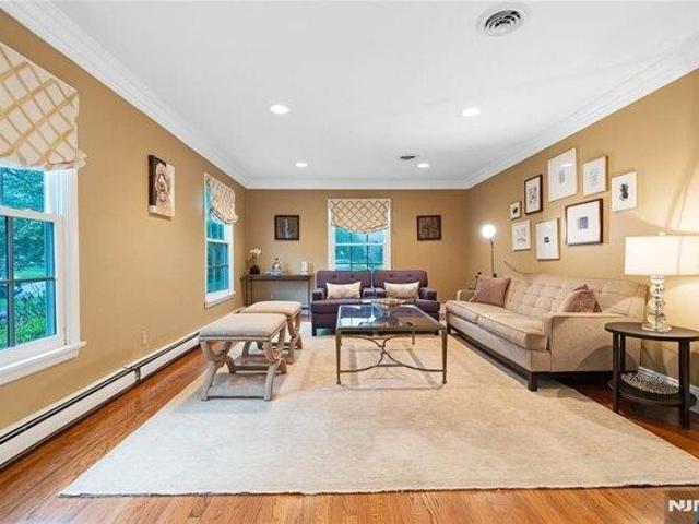 House for sale in Glen Rock