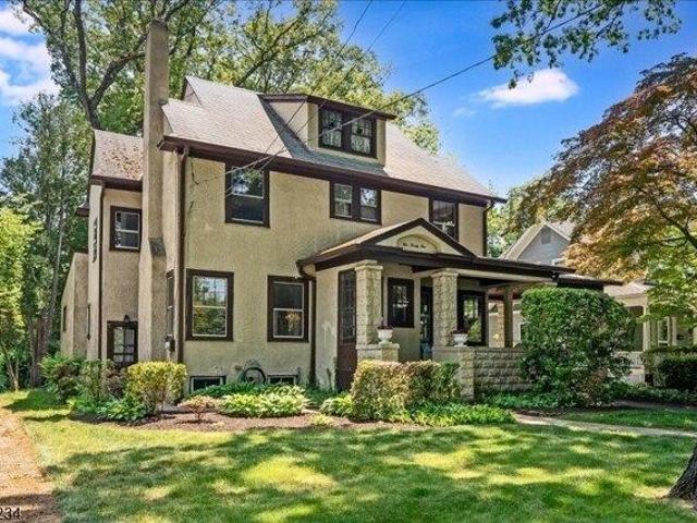 House for sale in Glen Rock, New Jersey