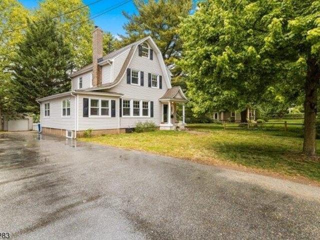 House for sale in Glen Rock, New Jersey
