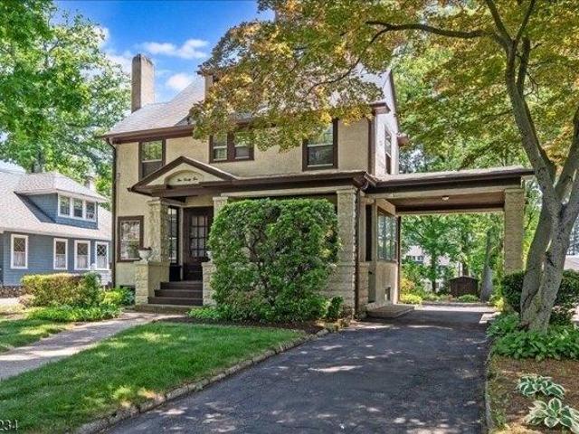 House for sale in Glen Rock, New Jersey